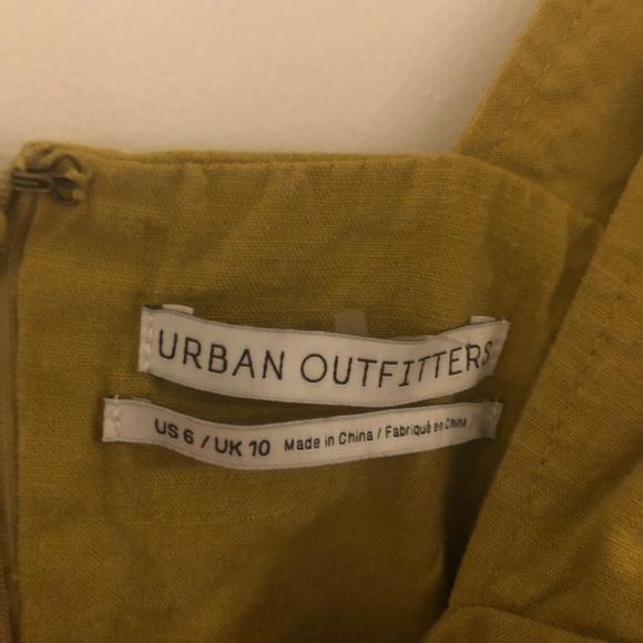 URBAN OUTFITTERS buckled dress - Picture 3 of 3